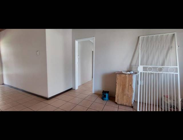 3 BEDROOM HOUSE FOR SALE IN DANVILLE